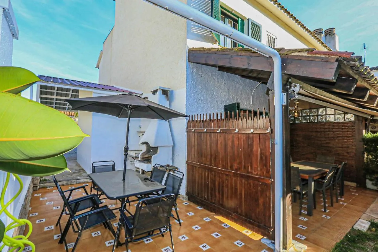Calderon De La Barca - Only Families Villa Cambrils Holiday home